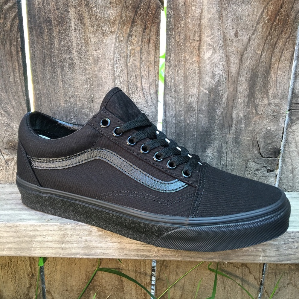 Vans Old Skool shoes sneakers size 8.5 women’s
